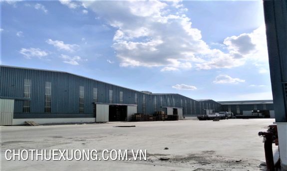 兴安Pho Noi A工业区7000平米的厂房出租 3