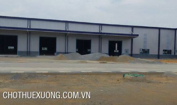 南定省武版工业区厂房出租 12000 平方米 1