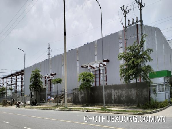 新厂房出租,宽3700平方米(带小间距),河南省同文3工业区